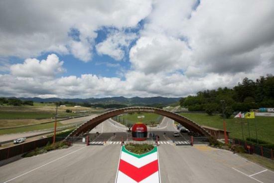 La Dimora Di Angela Appartement Barberino di Mugello Buitenkant foto