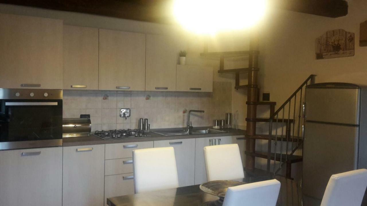 La Dimora Di Angela Appartement Barberino di Mugello Buitenkant foto